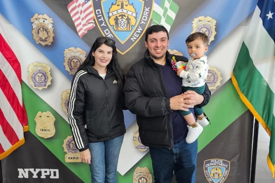 POLICIAL MEMBRO DA IPA VISITA UNIDADE DE  POLICIA NOS EUA